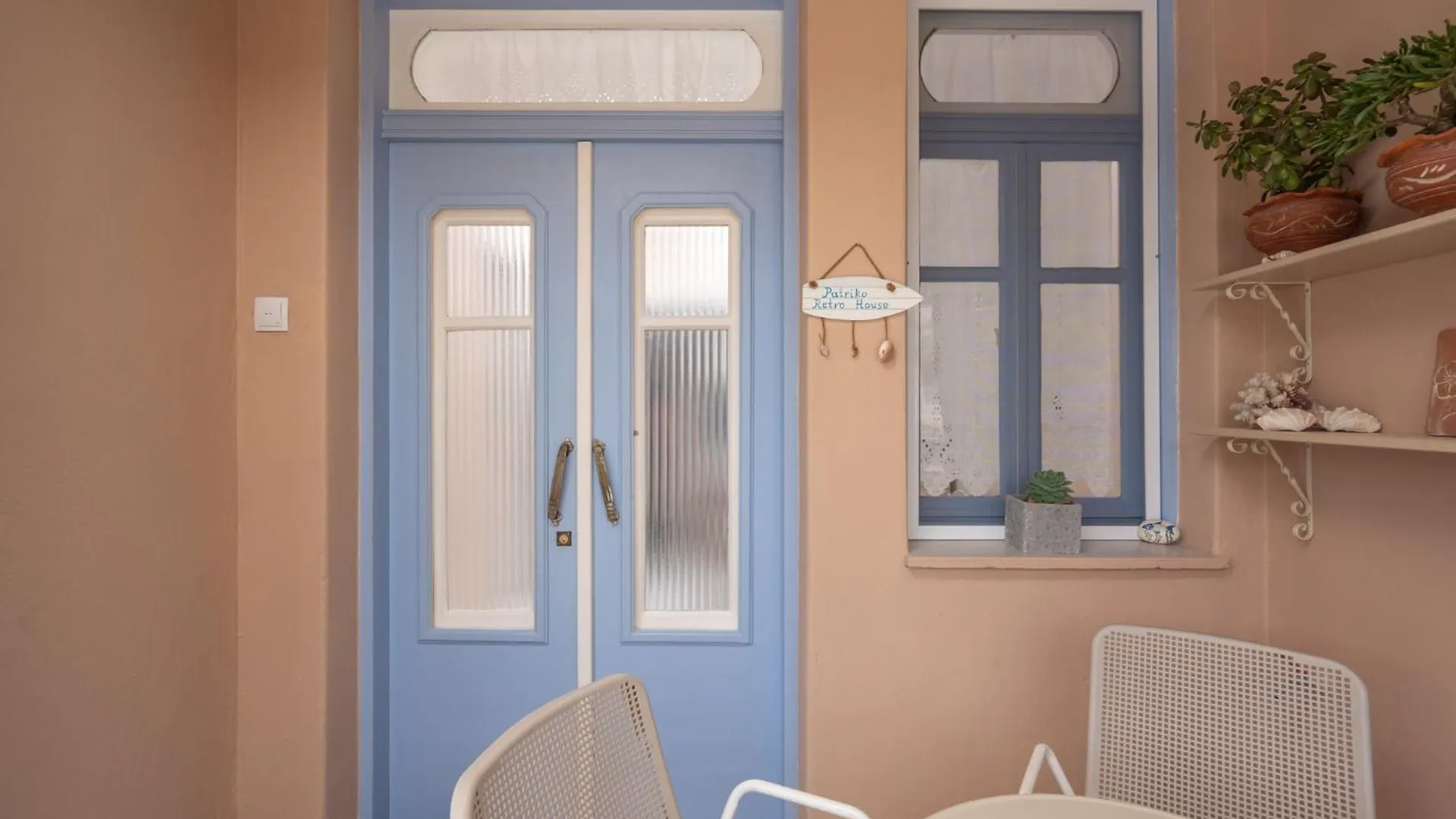 別荘 フォルカ Patriko Retro Houseヴィラ